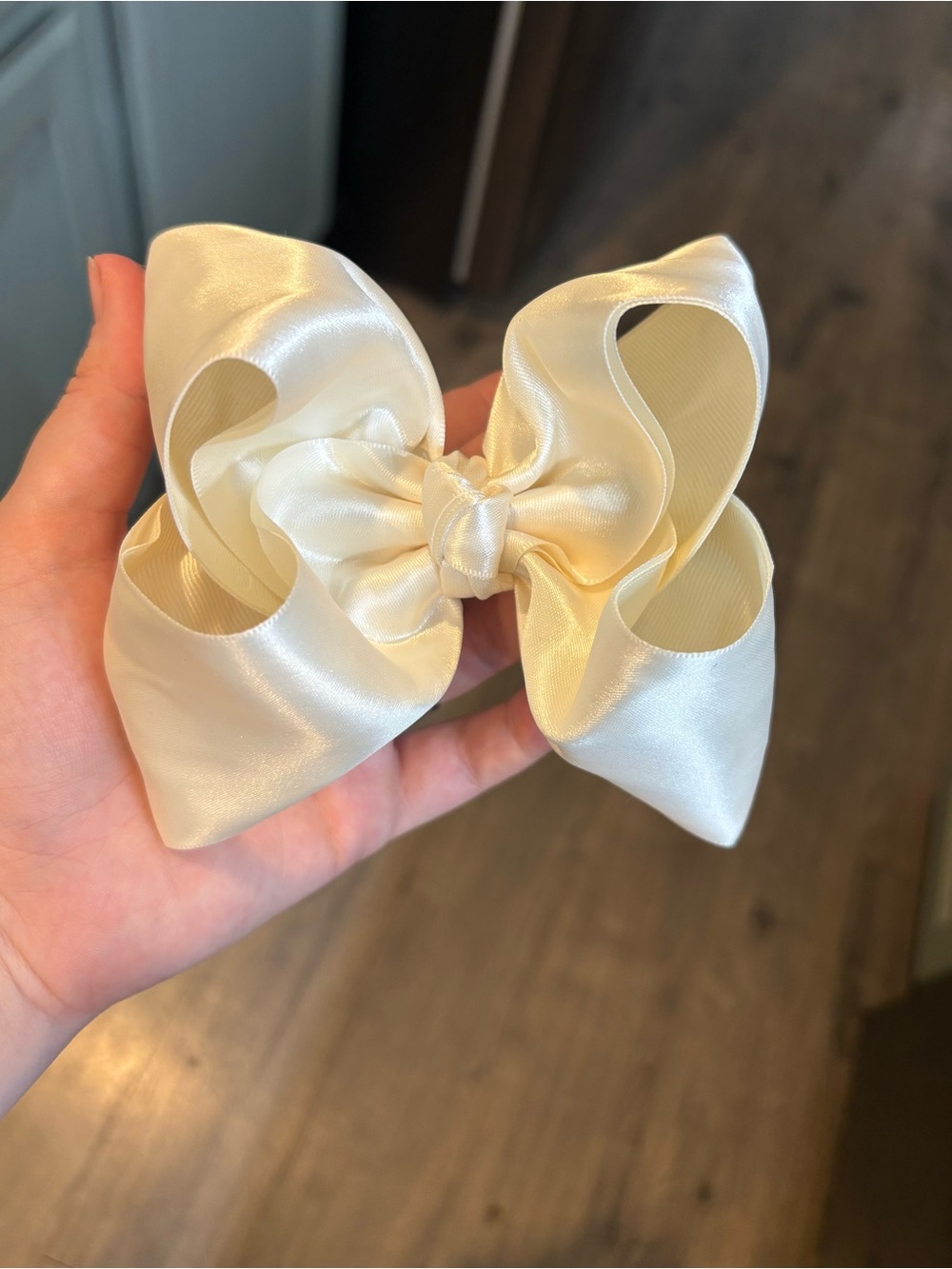 Satin Hair Bow - Cream